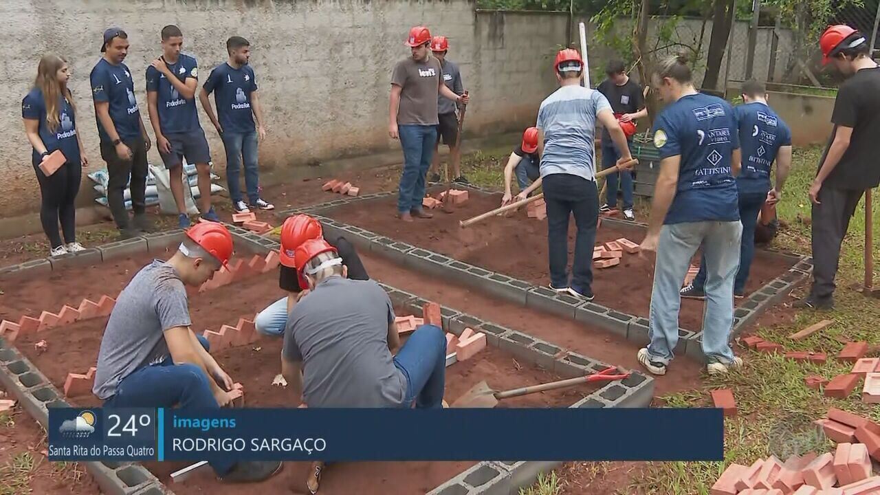 Calouros de engenharia civil da UFSCar fazem obras em escola estadual em trote solidário